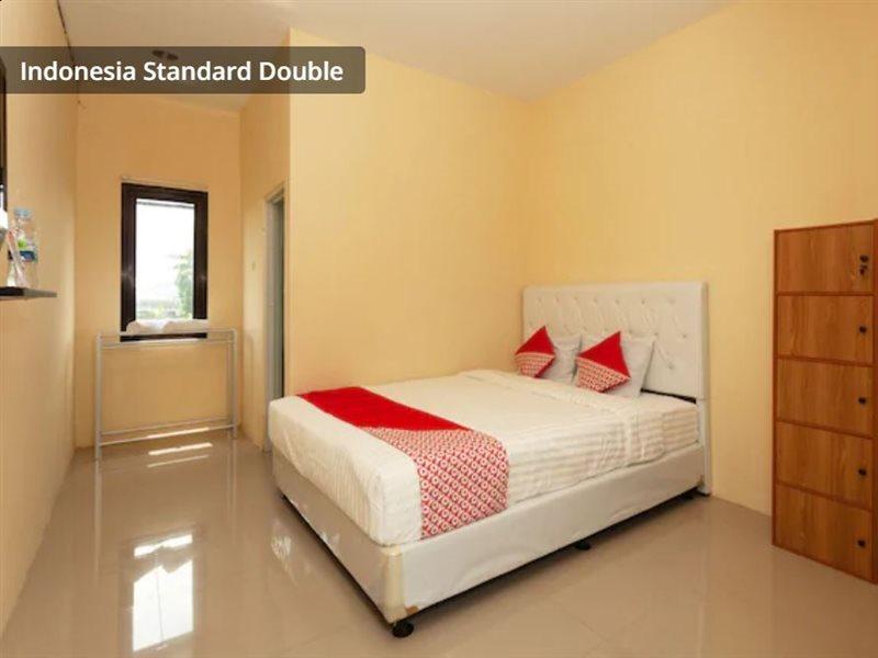 Richmond Guest House Cirebon Redpartner Bagian luar foto