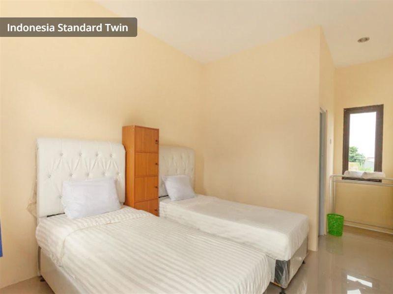 Richmond Guest House Cirebon Redpartner Bagian luar foto