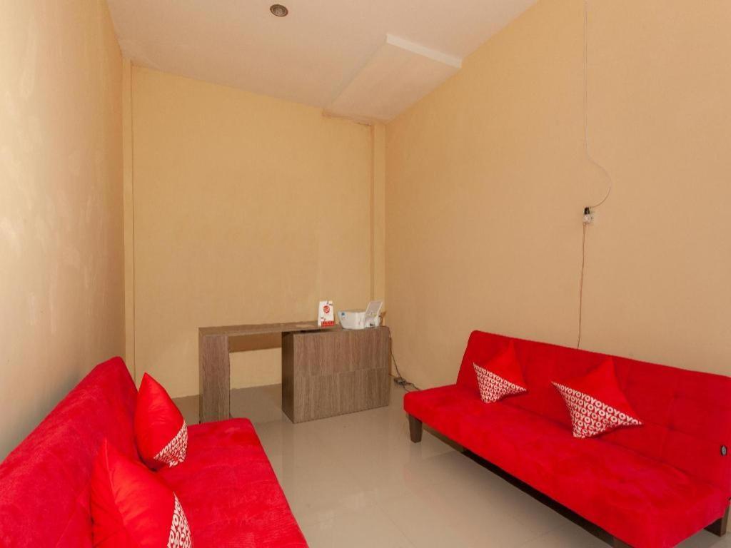 Richmond Guest House Cirebon Redpartner Bagian luar foto